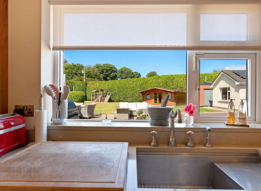 3 The Grove, Crossbarry, T12ENX3