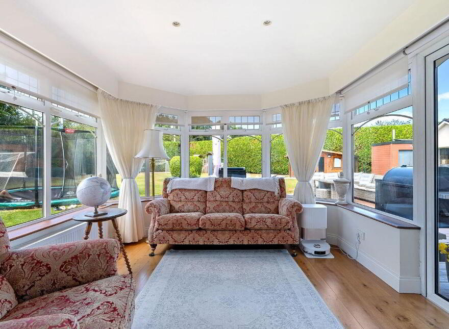 3 The Grove, Crossbarry, T12ENX3