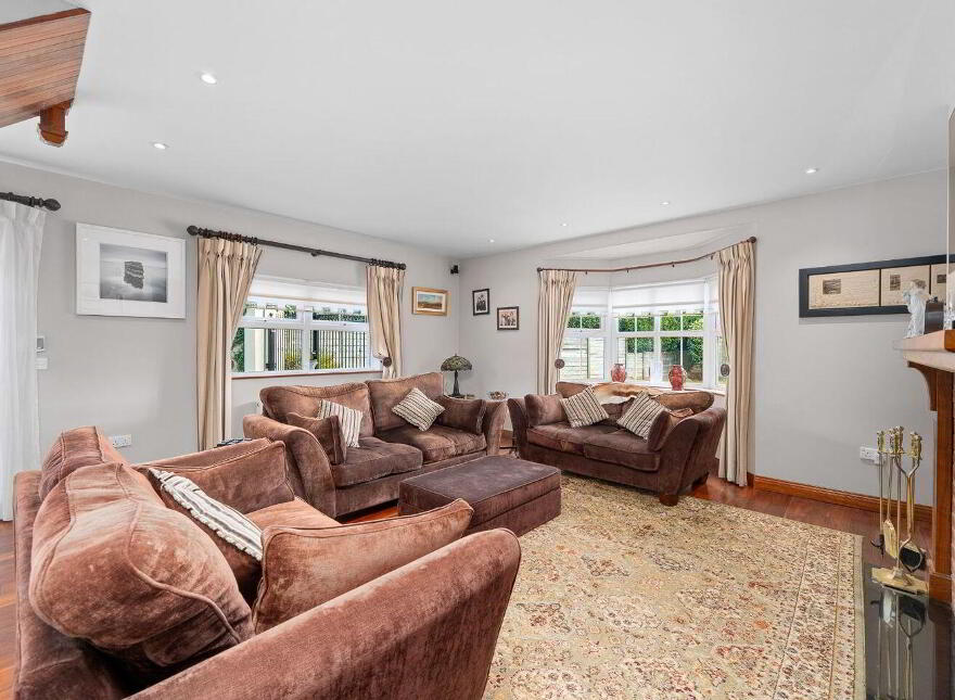 3 The Grove, Crossbarry, T12ENX3