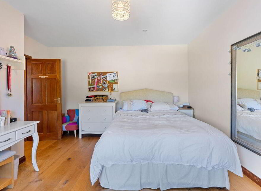 3 The Grove, Crossbarry, T12ENX3