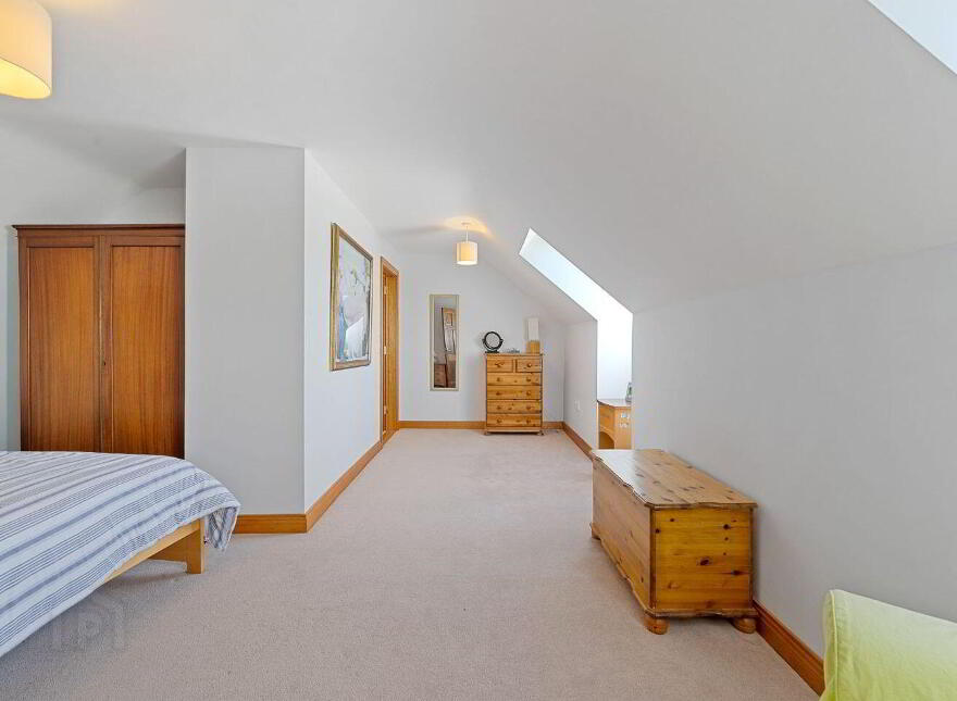 3 The Grove, Crossbarry, T12ENX3