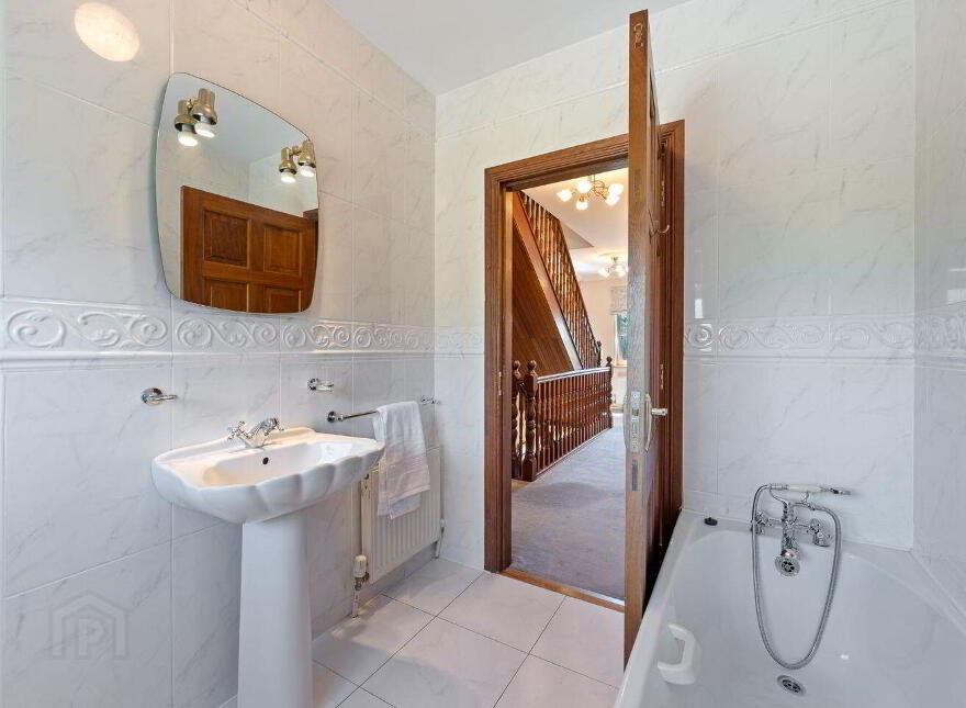 3 The Grove, Crossbarry, T12ENX3
