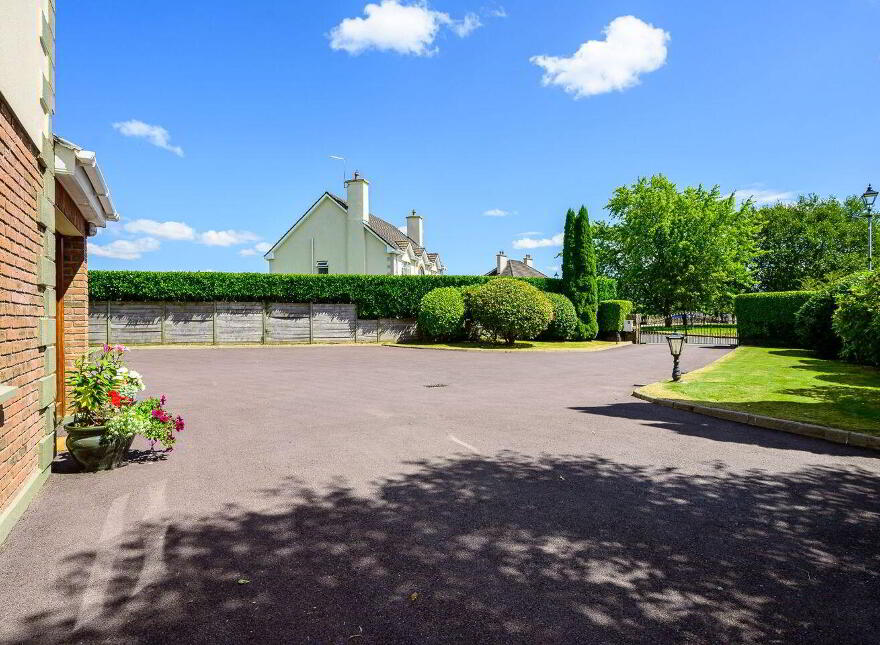 3 The Grove, Crossbarry, T12ENX3