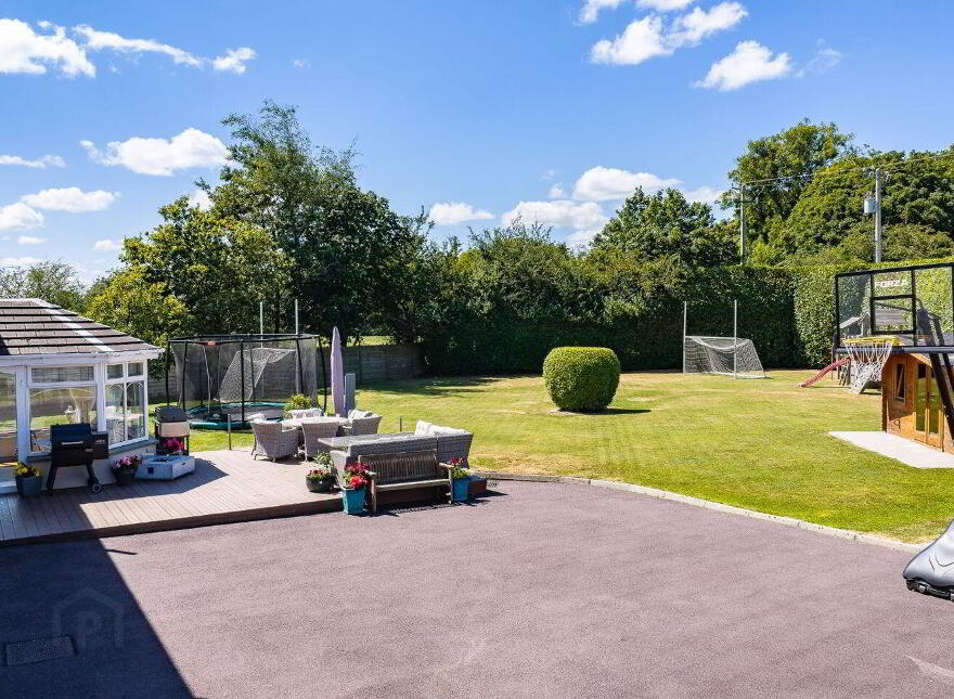 3 The Grove, Crossbarry, T12ENX3
