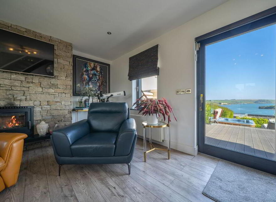 3 Father Mcsweeney Terrace, Ardbrack, Kinsale, P17EY97