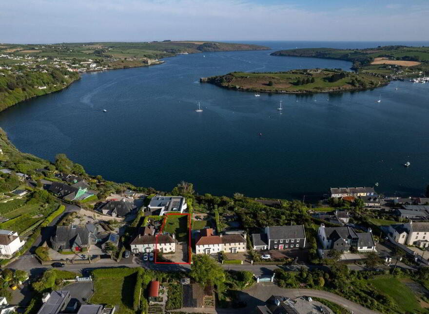 3 Father Mcsweeney Terrace, Ardbrack, Kinsale, P17EY97