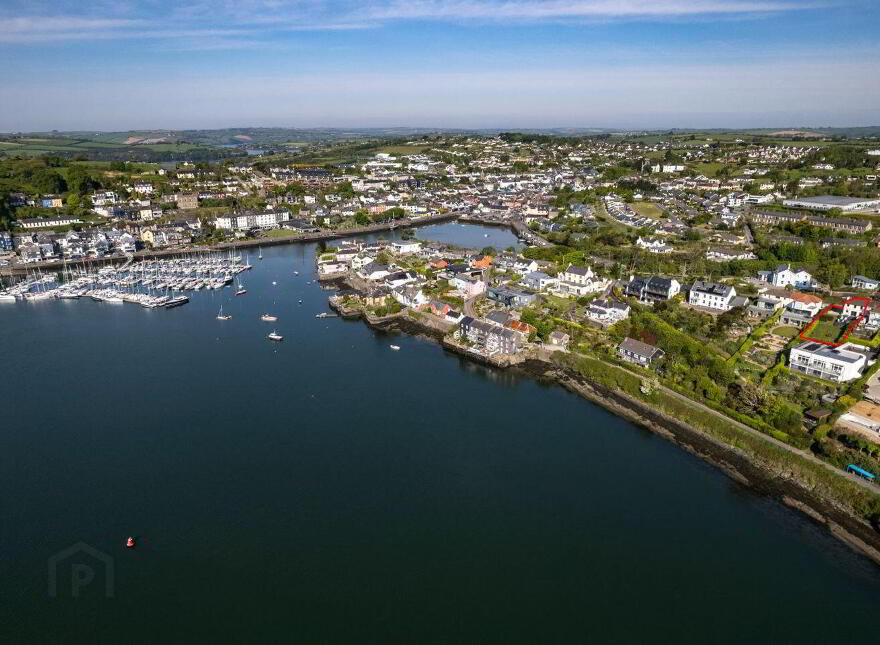3 Father Mcsweeney Terrace, Ardbrack, Kinsale, P17EY97