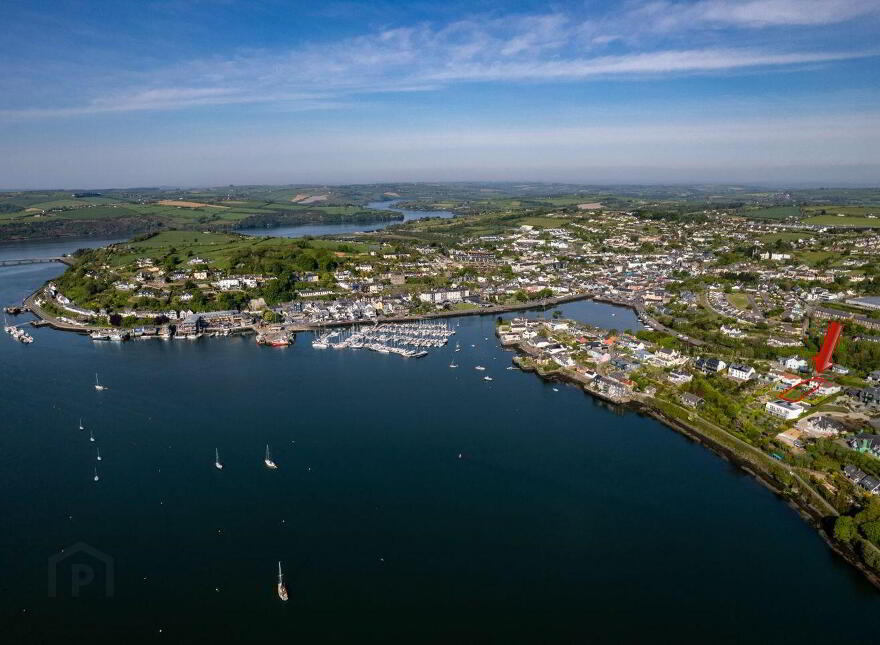 3 Father Mcsweeney Terrace, Ardbrack, Kinsale, P17EY97