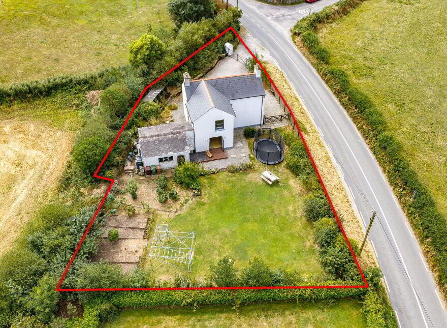 Ballyrub, Ballinspittle, Kinsale, P17NH56