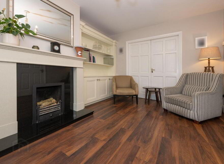 17 The Cedars, Classes Lake, Ovens, P31VY70