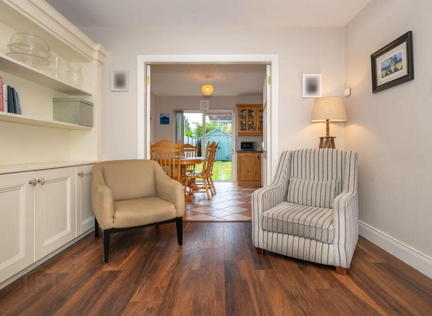 17 The Cedars, Classes Lake, Ovens, P31VY70