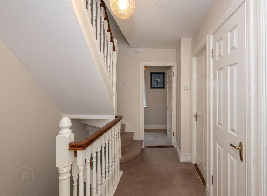 17 The Cedars, Classes Lake, Ovens, P31VY70