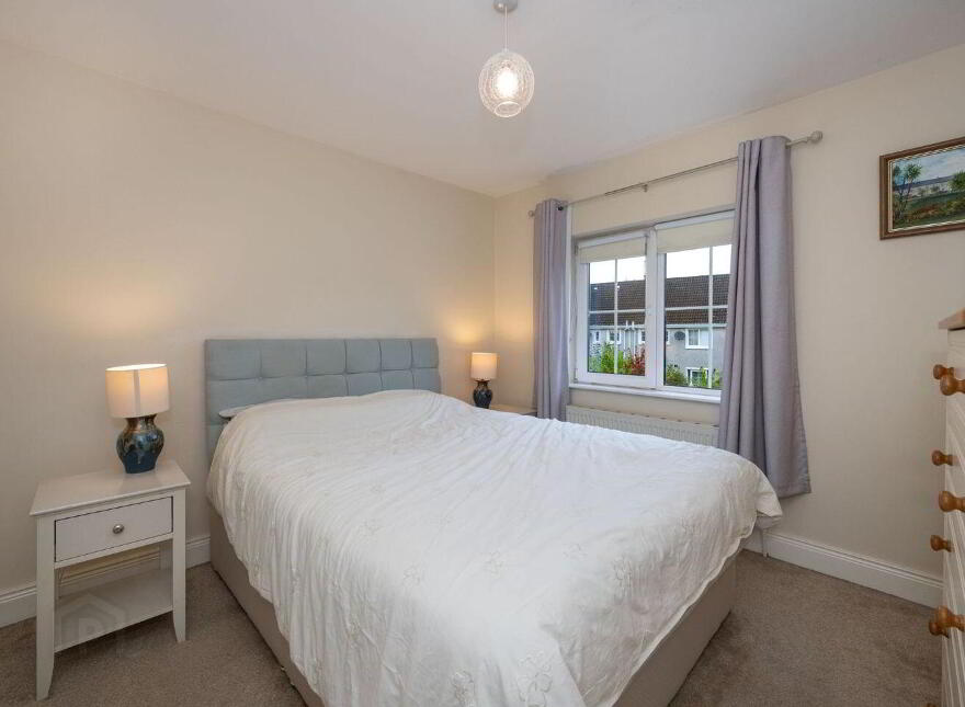 17 The Cedars, Classes Lake, Ovens, P31VY70