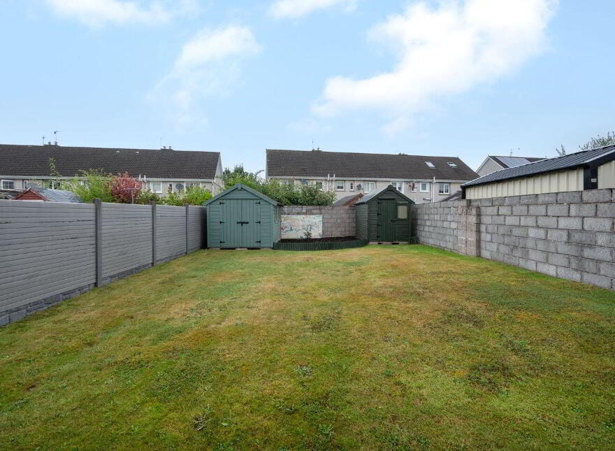 17 The Cedars, Classes Lake, Ovens, P31VY70