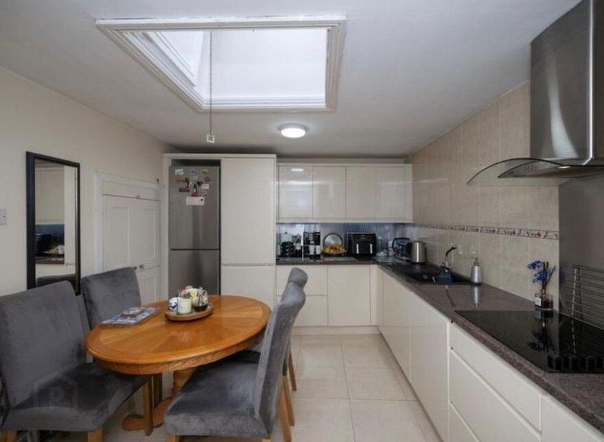 242 Blarney Street, Cork City Centre, T23Y6F4