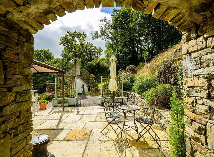 Valley View, Curraghcrowley, Ballineen, P47DC92