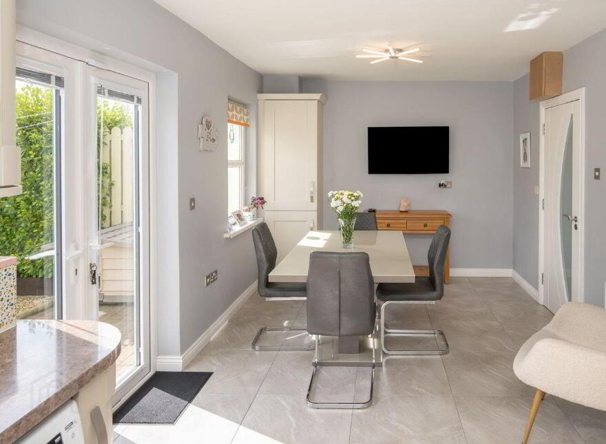 11 Gleann Alainn, Ballygarvan, T12X0PX