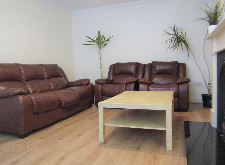 3 Mayeston Close, Finglas, Finglas