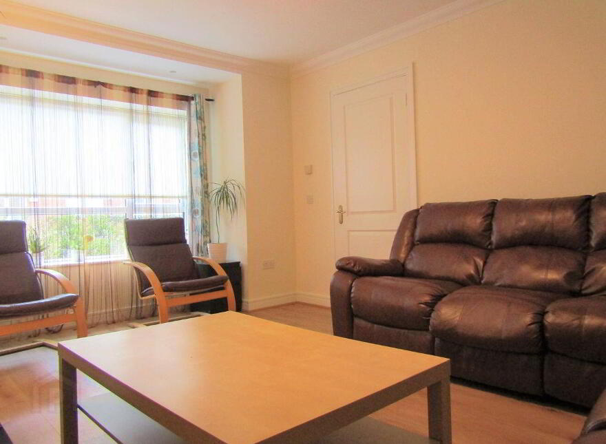 3 Mayeston Close, Finglas, Finglas