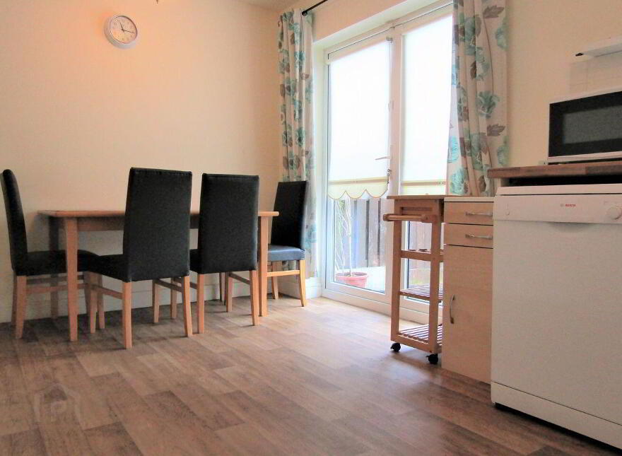 3 Mayeston Close, Finglas, Finglas