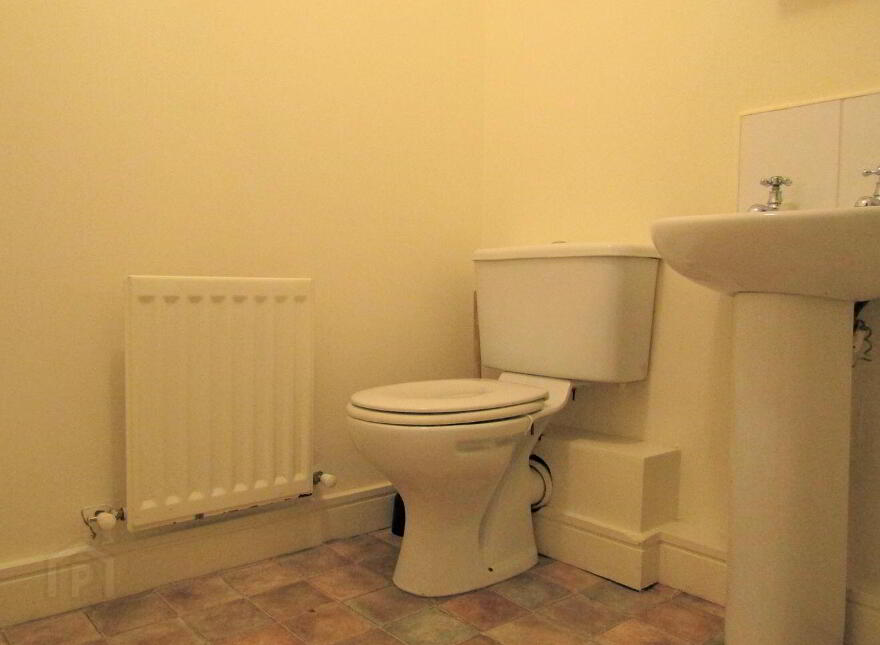 3 Mayeston Close, Finglas, Finglas
