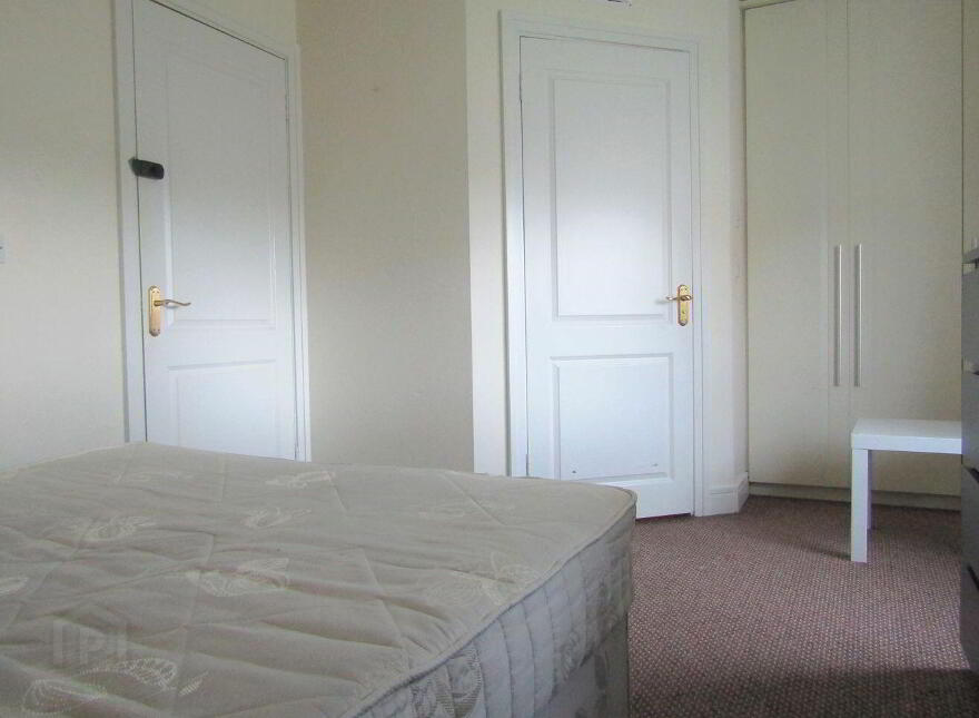 3 Mayeston Close, Finglas, Finglas
