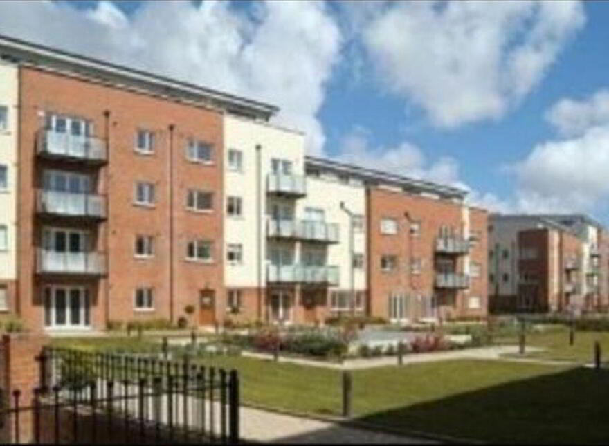 Mayeston Square, Finglas, Finglas photo