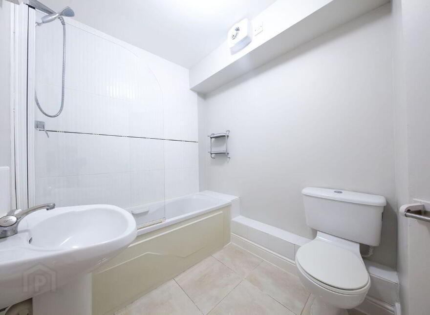 The Oak, Clonshaugh Woods, Clonshaugh, Clonshaugh, D17YE00