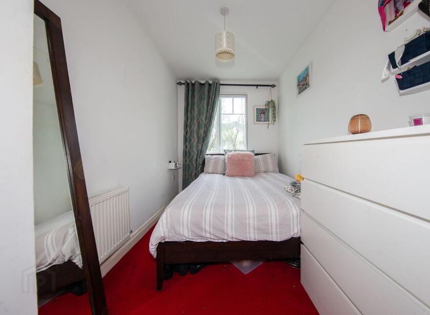 Holywell Rise, Swords, K67RX43