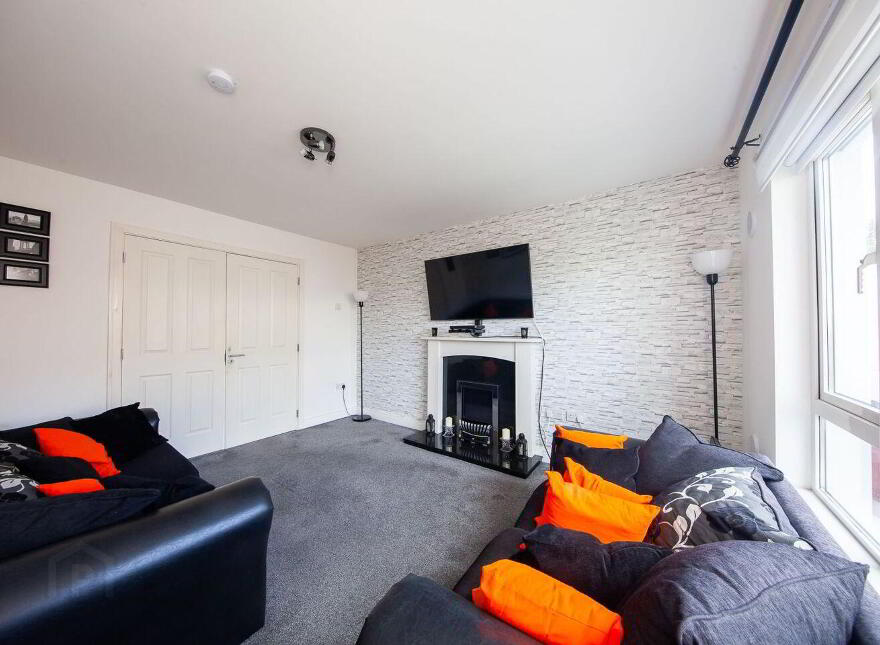56 Heathfield Way, Finglas, Finglas, D11K7F8