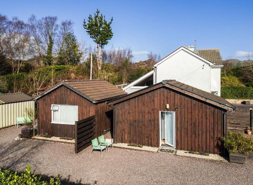 Fern House, Shrone, Glengarriff, P75YH60
