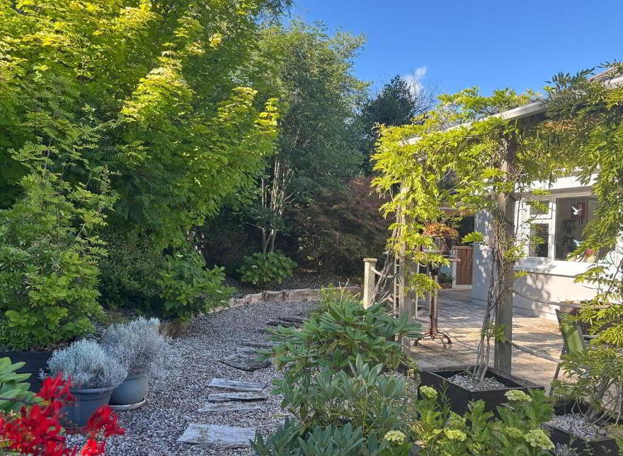 Fern House, Shrone, Glengarriff, P75YH60