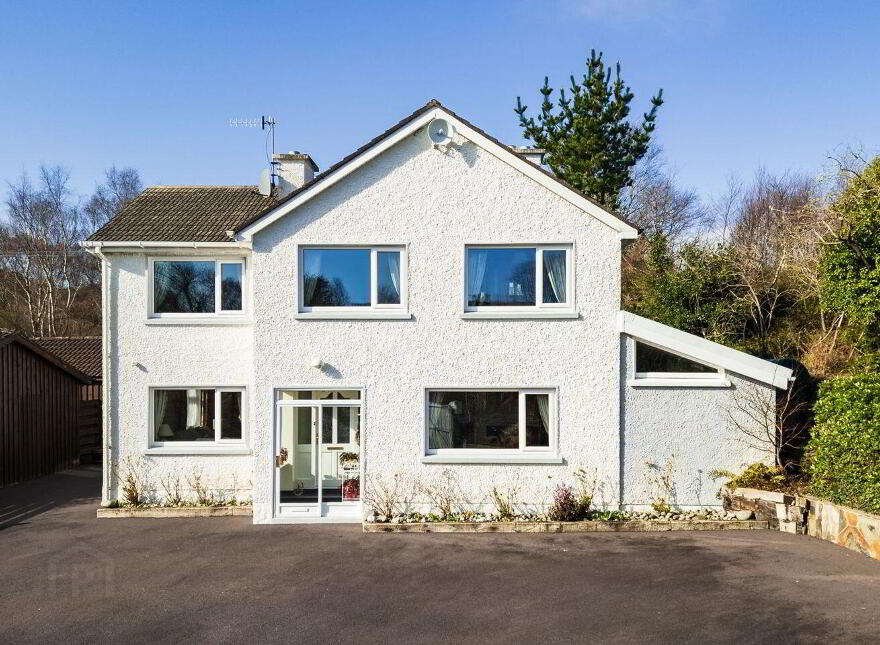 Fern House, Shrone, Glengarriff, P75YH60