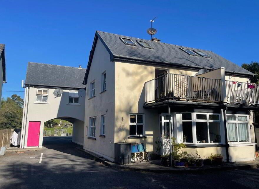 4 Riverside, Glengarriff, P75XR74