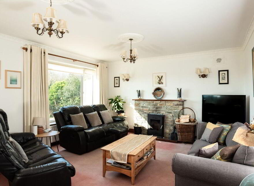 Hollyhill, Bantry, P75H019