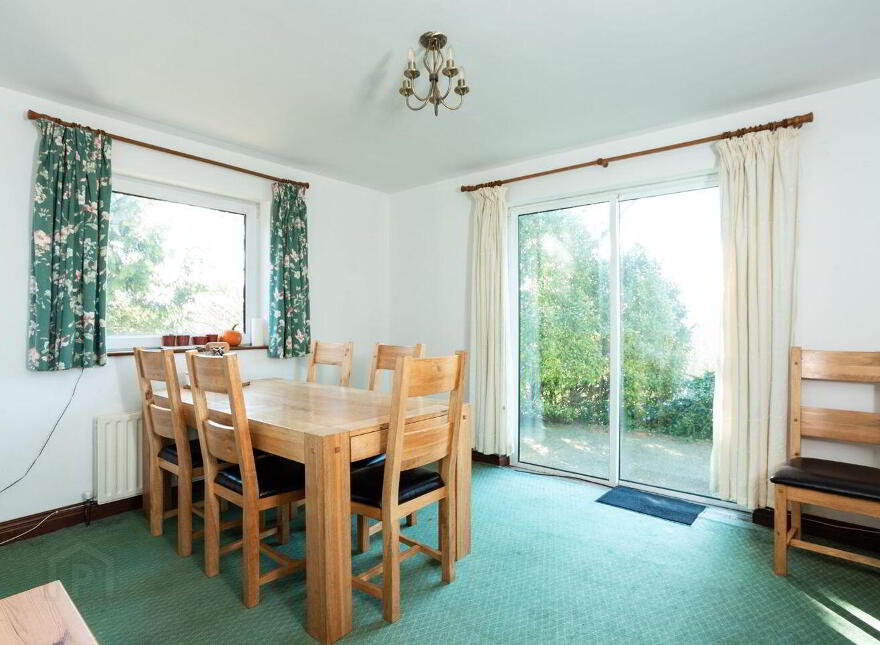 Hollyhill, Bantry, P75H019