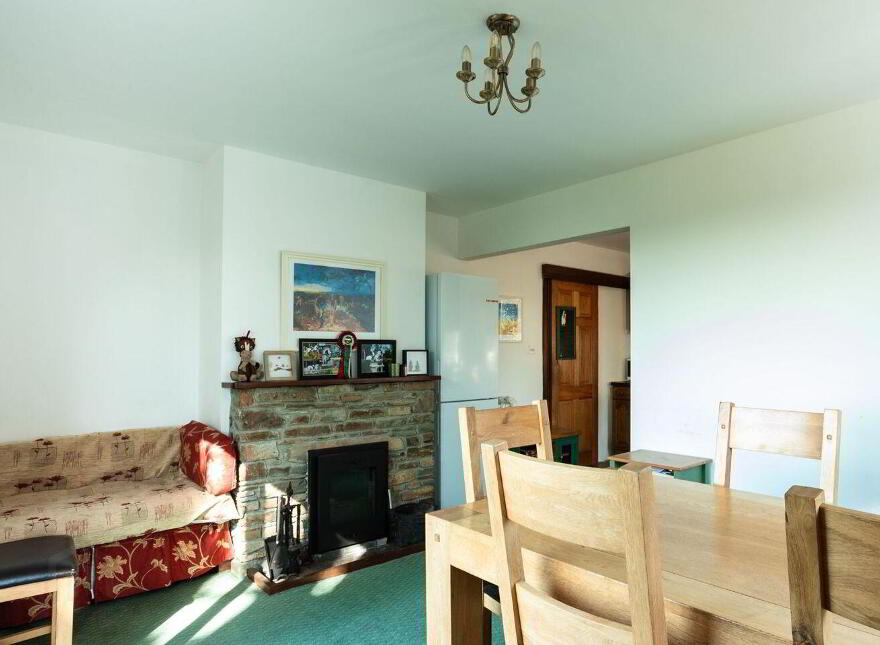 Hollyhill, Bantry, P75H019
