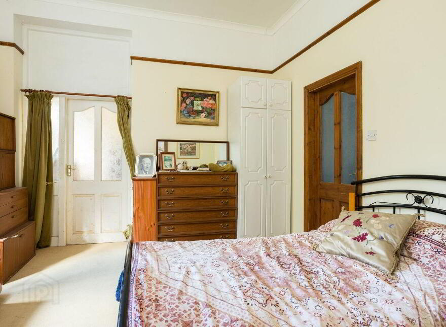 Hollyhill, Bantry, P75H019