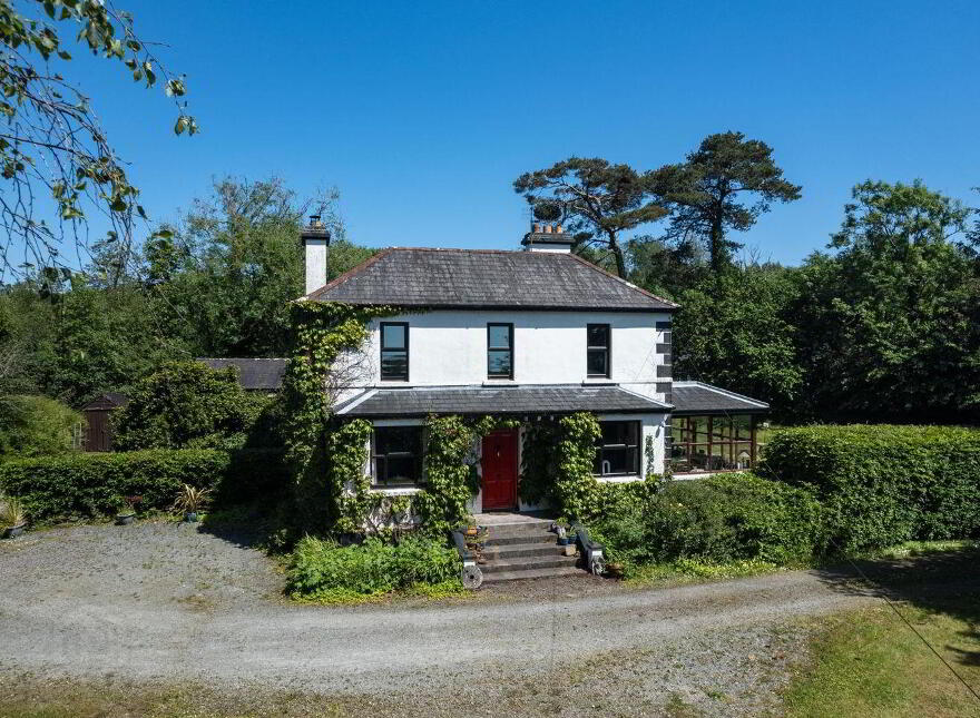 Laharan West, Bantry, Bantry, P75VE24
