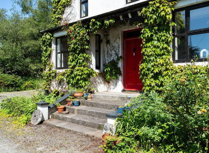 Laharan West, Bantry, Bantry, P75VE24