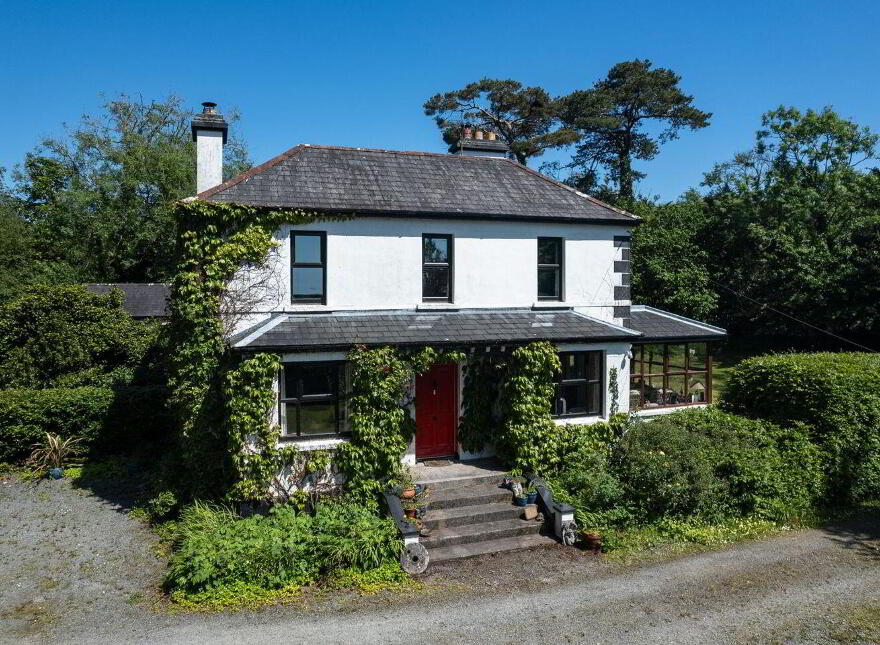 Laharan West, Bantry, Bantry, P75VE24