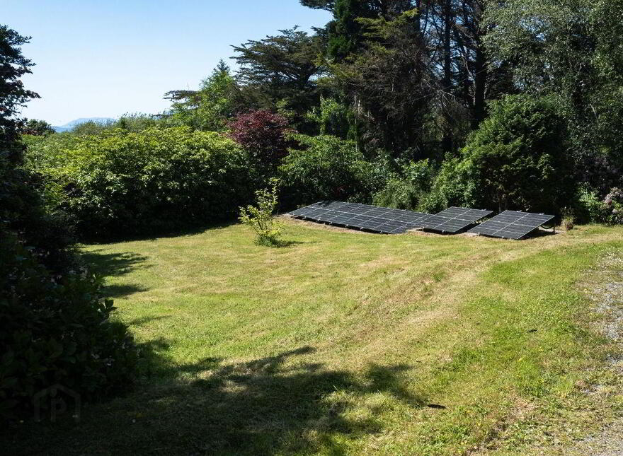 Laharan West, Bantry, Bantry, P75VE24