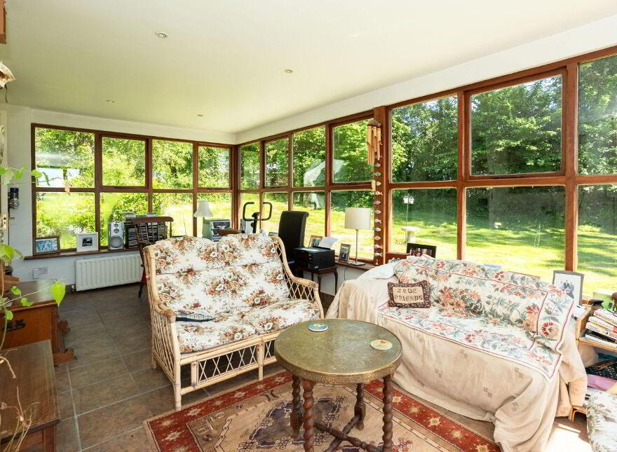 Laharan West, Bantry, Bantry, P75VE24