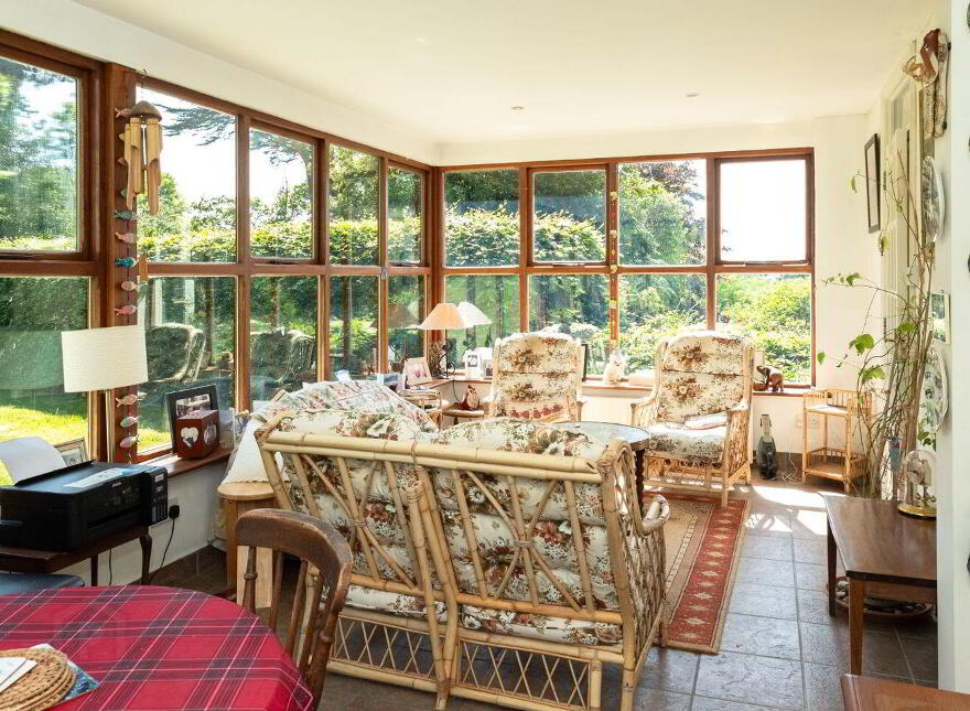 Laharan West, Bantry, Bantry, P75VE24