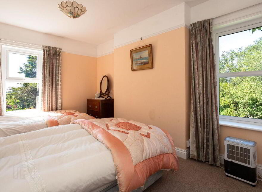 Laharan West, Bantry, Bantry, P75VE24