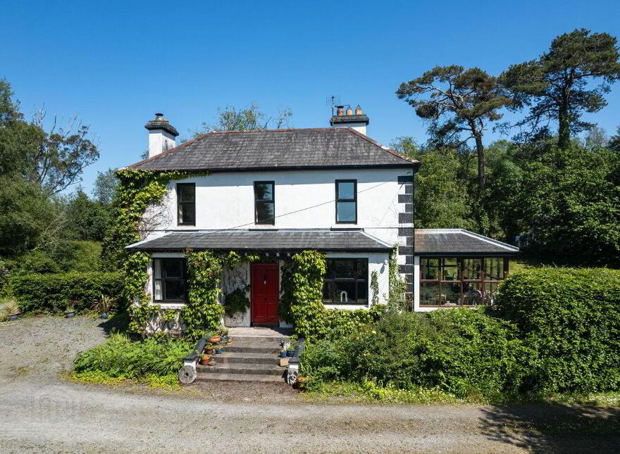 Laharan West, Bantry, Bantry, P75VE24