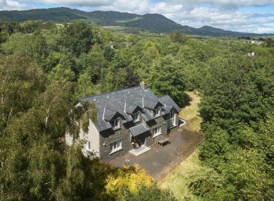 Faha East, Adrigole, Adrigole, P75XK63