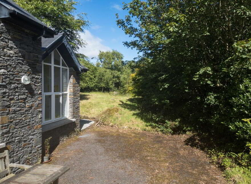 Faha East, Adrigole, Adrigole, P75XK63