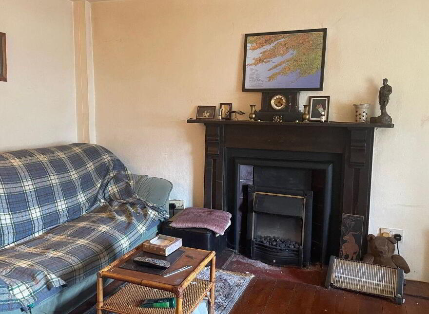 Derreengreanagh South, Bantry, Bantry, P75RD68