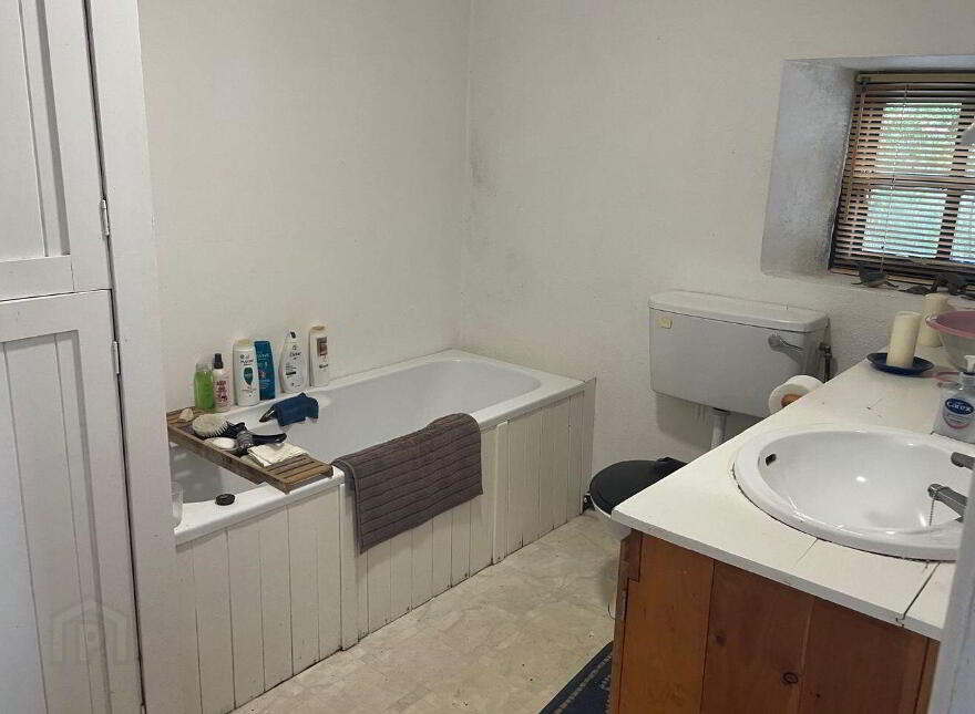 Derreengreanagh South, Bantry, Bantry, P75RD68